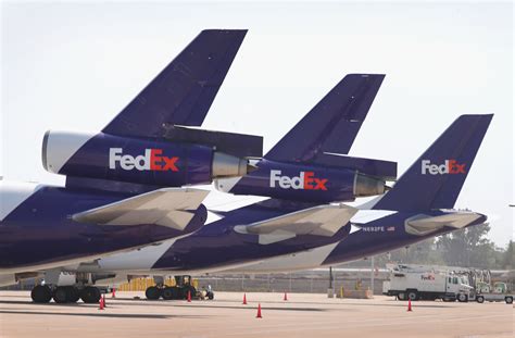 FedEx Logo PNG Image - PurePNG | Free transparent CC0 PNG Image Library