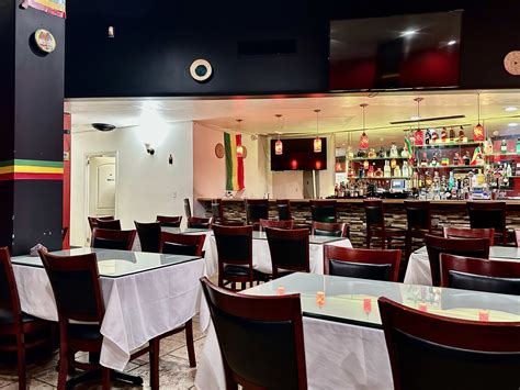 The 7 Best Ethiopian Restaurants In Chicago - Chicago - The Infatuation