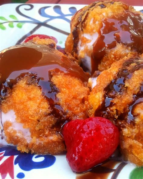chica chocolatina: Mexican Strawberry Fried Ice Cream