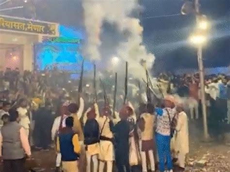 Udaipur's 'Barood ki Holi', cannons and guns fired all night: Menar ...
