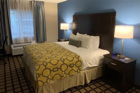 Baymont by Wyndham Latham Albany Airport | Latham, NY Hotels