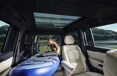 Pininfarina Shanghai designs recreational SUV with airline seats and ...