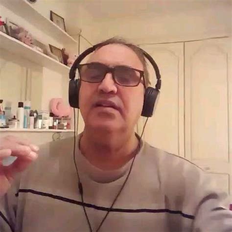 HarishHappy🎼बाँसुरी🎼 just sang the song [Ek Gagan Ka Raja], how can the ...