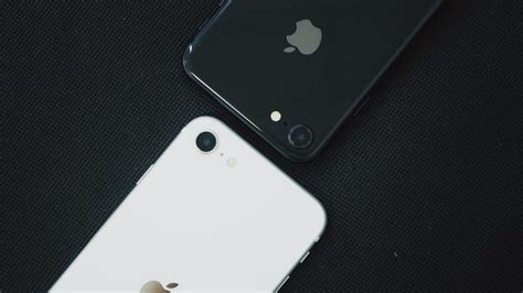 苹果或推出1500元的iPhone新机，这是闹哪般？__财经头条