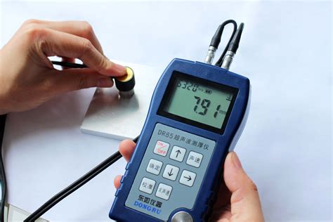 超声波测厚仪测量时使用耦合剂是什么原因？