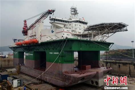 浙江舟山船厂建成世界最大顶级半潜式海上生活平台_新浪新闻