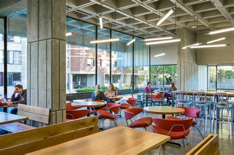 Hampshire Dining Commons at UMass Amherst by Bergmeyer - Architizer