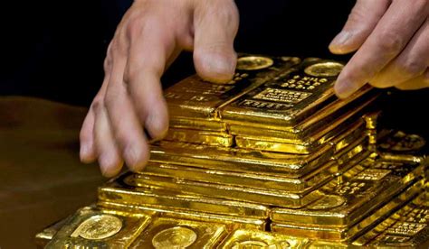 Gold set for worst week in seven as investors opt for riskier assets
