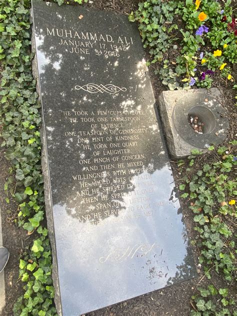 Muhammad Ali Gravesite in Louisville | Atlas Obscura