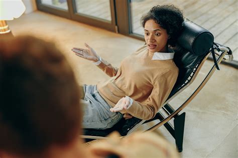 Adjustment Disorder vs. MDD: Key Differences and Overlaps