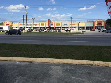 10176-10186 Veterans Memorial Dr Houston, TX 77038 - Retail Property ...