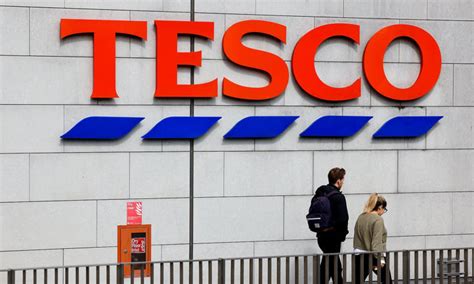 Do not eat warning issued as Tesco issues URGENT recall of popular ...