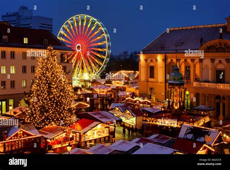 Christmas Tree Village 的图像结果