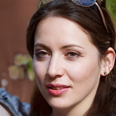 Strangely - Connect with Meaningful Conversations