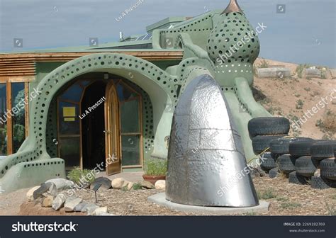 Off-Grid Communities 的图像结果