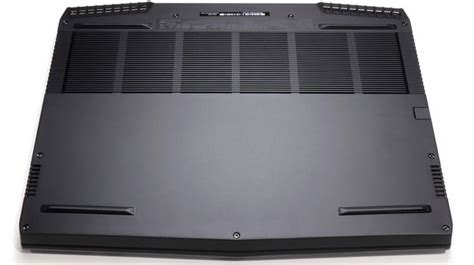 Alienware M15 R4 Bottom Plate 的图像结果