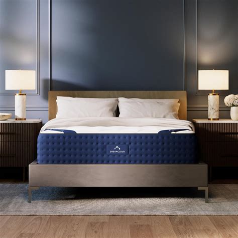 Amazon.com: DreamCloud 12" Full Mattress - Luxury Hybrid Gel Memory ...