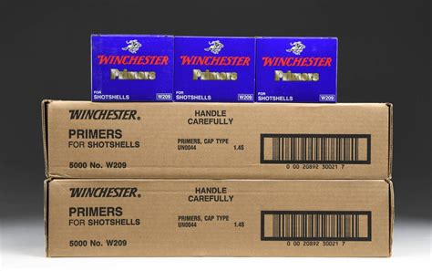 13,000 WINCHESTER 209 SHOTGUN PRIMERS. - Poulin Auctions