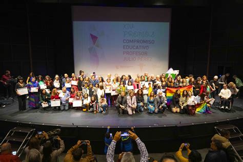 Votacion Premios Compromiso Educativo Profesor Julio Pérez ...