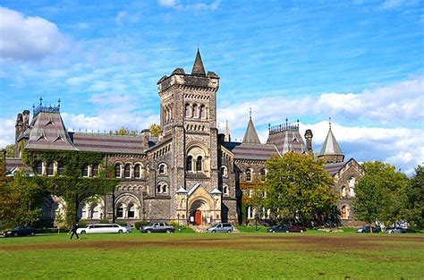 各种不同高中体制学生申请加拿大大学的要求 – 加拿大多伦多新飞扬留学