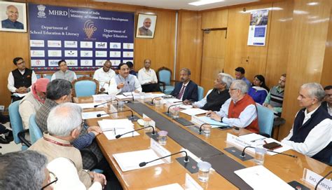 The Union HRD Minister, Dr. Ramesh Pokhriyal ‘Nishank’ chairing a ...