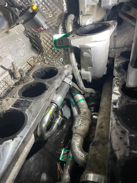 Ram 1500 Eco diesel coolant leak : r/Justrolledintotheshop