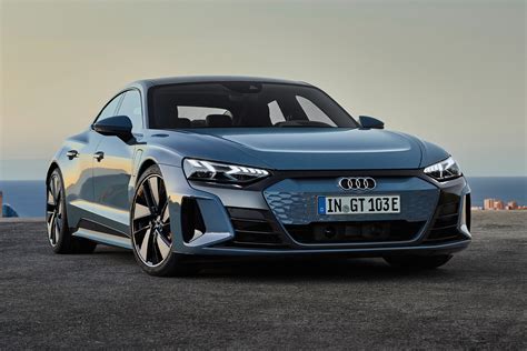 2022 Audi e-Tron GT Sedan | Uncrate