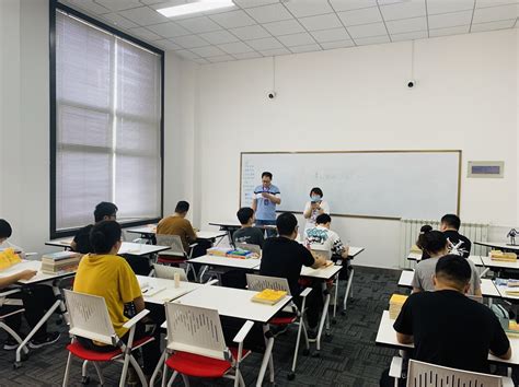 韩语留学班同学参加群山大学入学考试 - 山东圣翰财贸职业学院