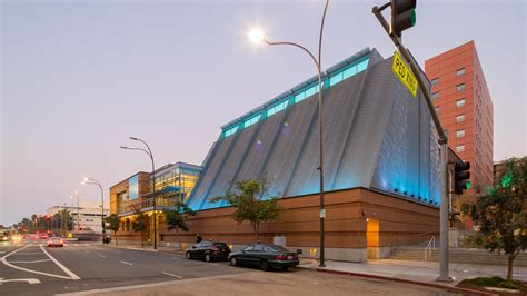 Bunker Hill, Los Angeles Vacation Rentals: house rentals & more | Vrbo