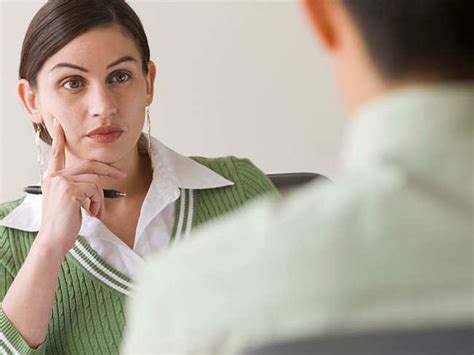 15 signs your job interview is going horribly - The Economic Times