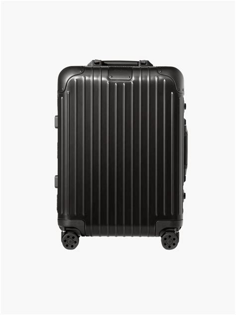 Rimowa Carry-On Review 2023: Is $1,400 Luggage Worth It? | GQ