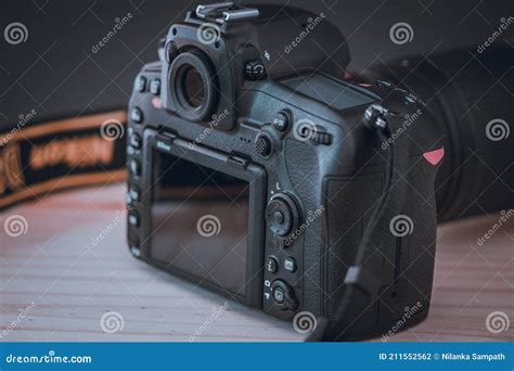 Image result for DSLR CMOS-Sensor