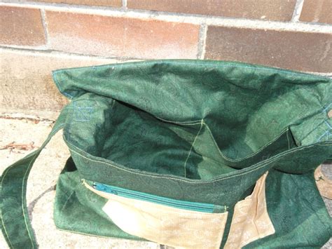 Sewing a Messenger Purse Tutorial 的图像结果