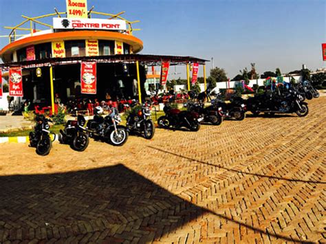 Hotel Centre Point - Coming closer to everywhere...