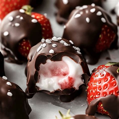 Strawberry Yogurt Bites