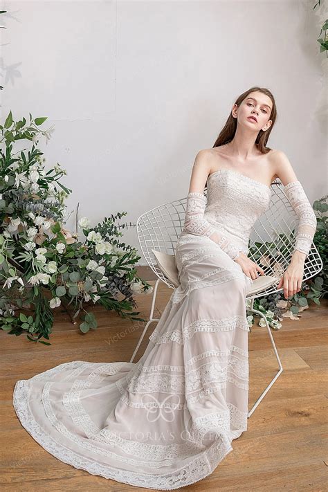 Striped Lace Strapless Sheath Long Sleeve Boho Bridal Dress - VQ
