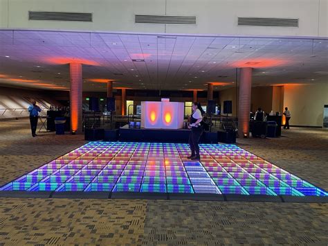 All-Mirror LED Infinity Dance Floor - White House DJ