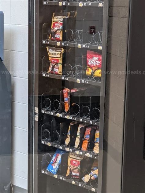 AMS Vending Machine | GovDeals