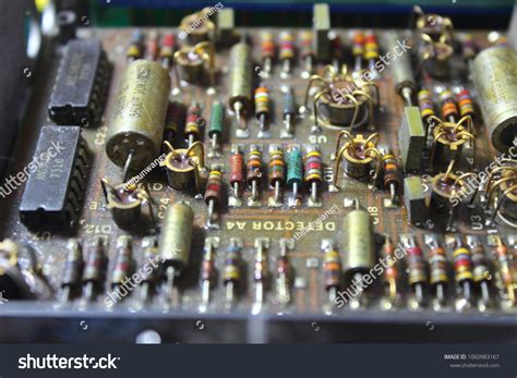 Electrical Components 的图像结果