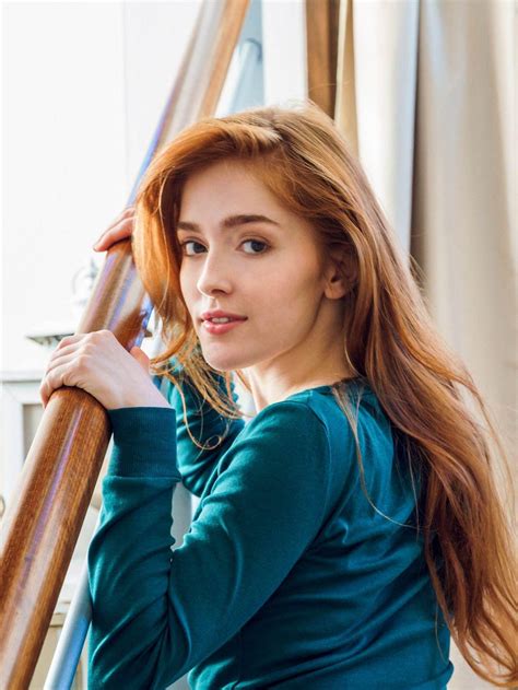 Jia Lissa | Scrolller