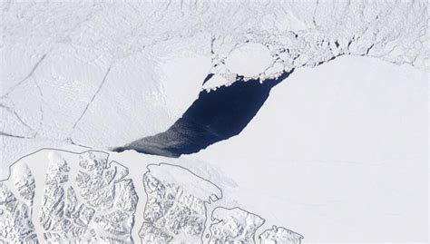 Gaping Hole Opened Up In 'Last Ice Area' Of The Arctic, NASA Images ...