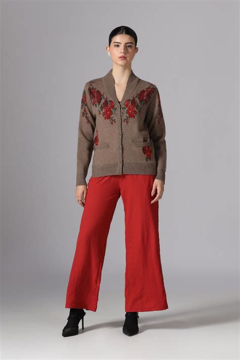 Women Branded Clothing - Buy Kurtis, Tunics, Dresses, Tops, Kaftan ...