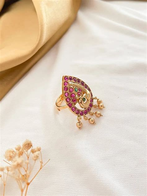 Buy Kemp Studded Peacock Finger Ring Online - Ishhaara