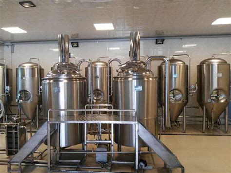 小型自酿啤酒设备厂家 美式三桶 50L家酿小设备-阿里巴巴