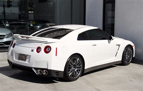 2016 Nissan GT-R Premium Stock # 6027 for sale near Redondo Beach, CA | CA Nissan Dealer