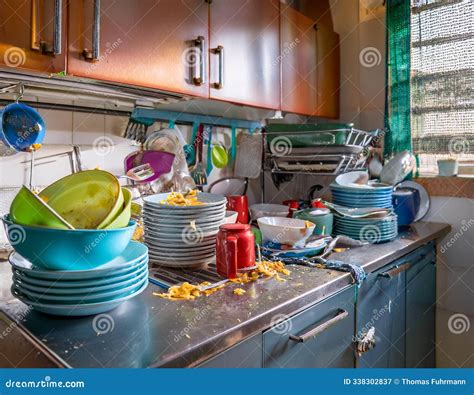 Washing Dirty Dishes in the Kitchen is a Routine but Essential Task Stock Illustration ...