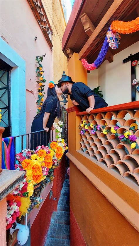 Callejón del beso 💋 | Callejon del beso, Guanajuato, Mexico lindo