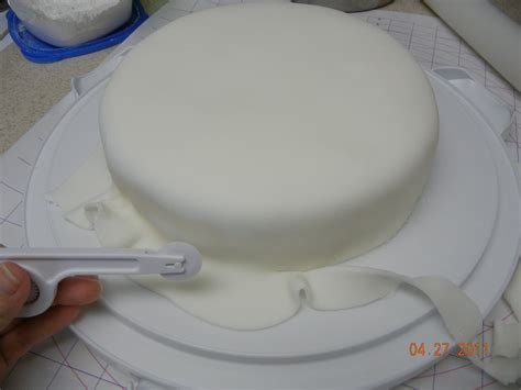 How to Make Cake Fondant Tutorials 的图像结果