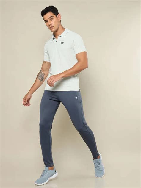 Men Regular Fit Polo T-shirt with Matpiq