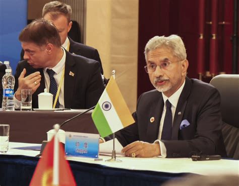 Congress Slams Jaishankar's Visit to China, Rahul Gandhi Says 'EAM ...